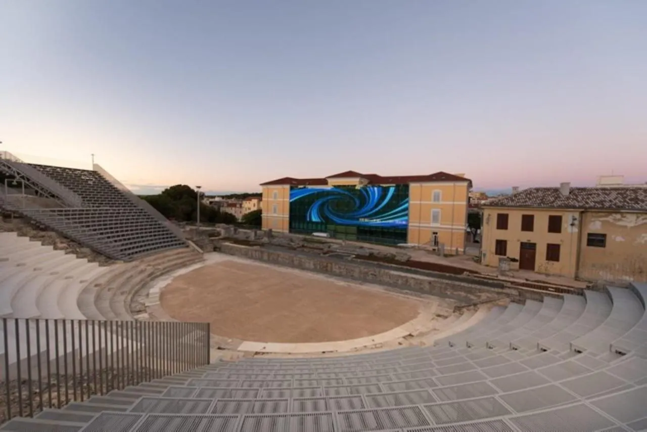 Caveromane 2 Pula 0*,  Croatia