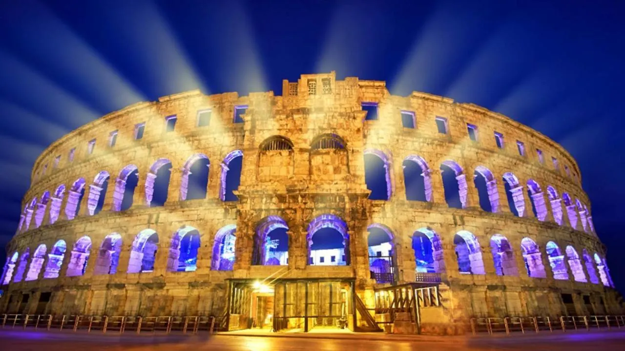 Caveromane 2 Pula Croatia